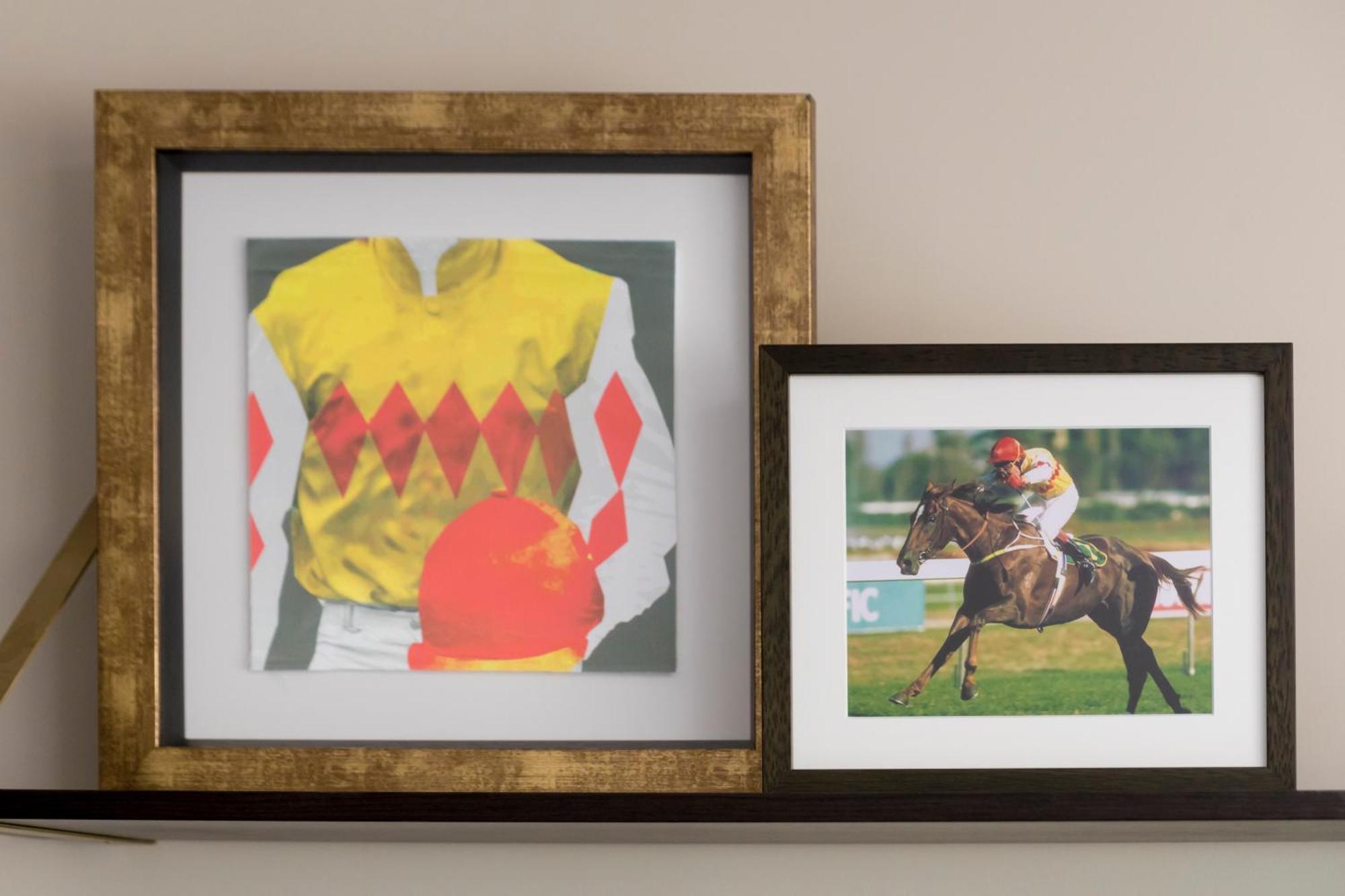 The William Inglis Mgallery Warwick Farm Bagian luar foto Framed photographs