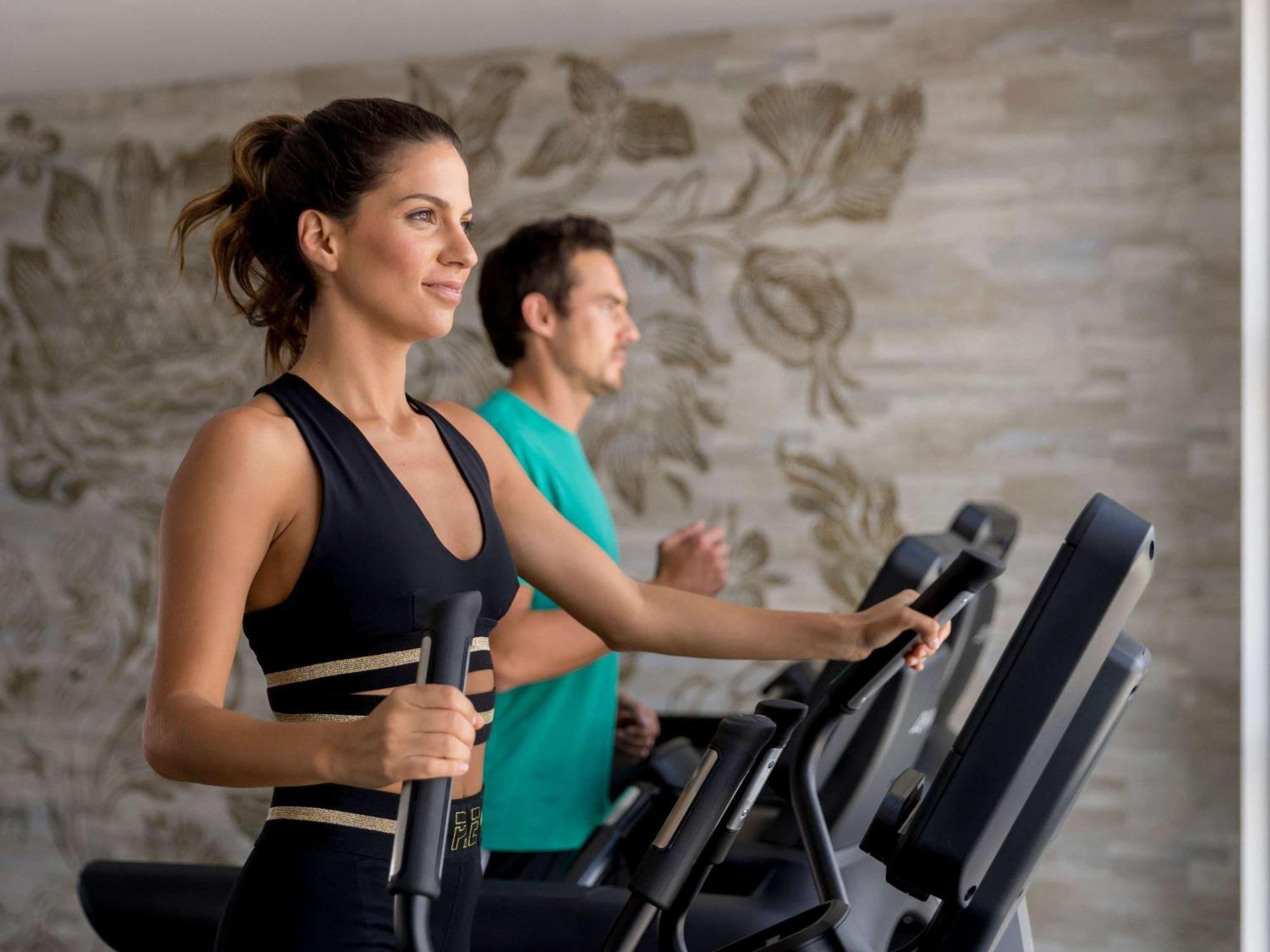 The William Inglis Mgallery Warwick Farm Bagian luar foto Elliptical cross trainer